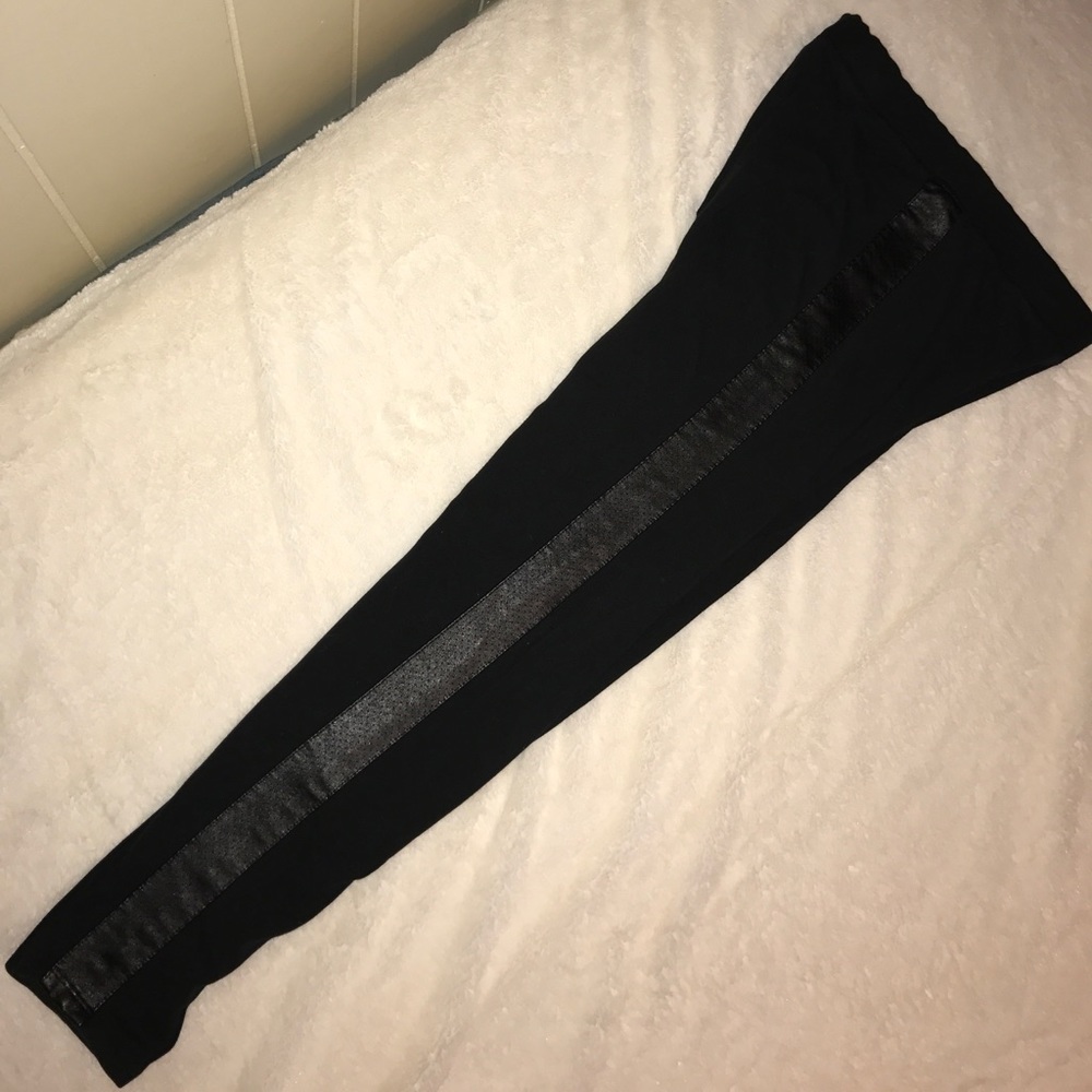 Victoria's Secret/PINK leather trim leggings