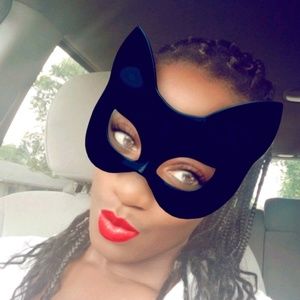 Meet your Posher, Nikki