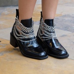 Zara Chain Chelsea Boots