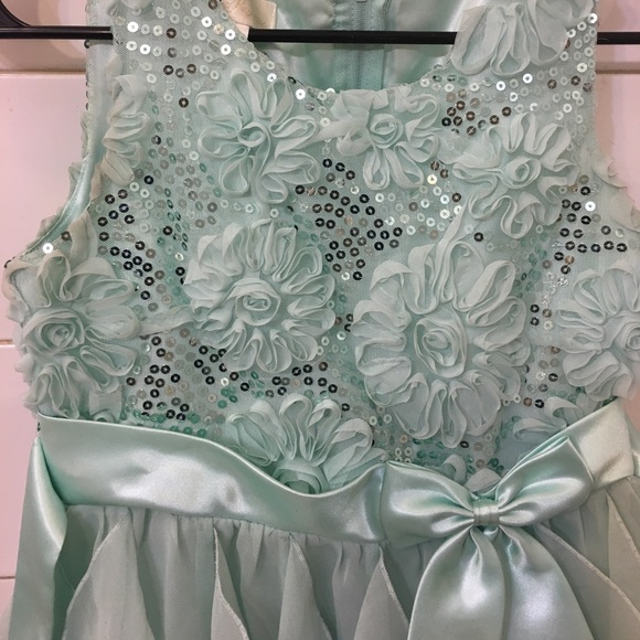 Kids size 10 dress - Picture 2 of 5