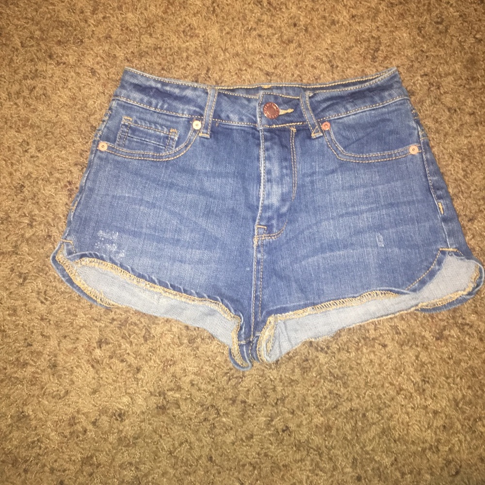 Jean shorts!