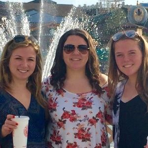 Meet your Posher, Mikayla