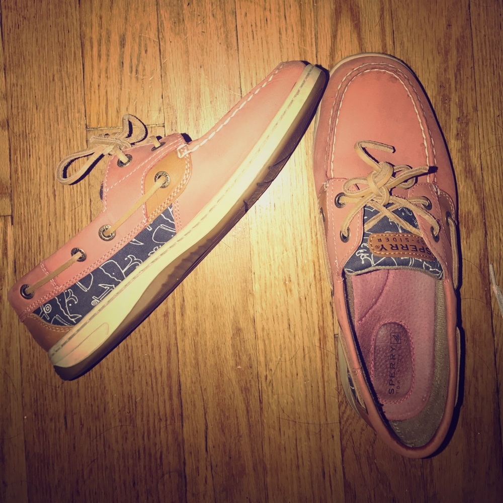 pink whale sperry's 🐳