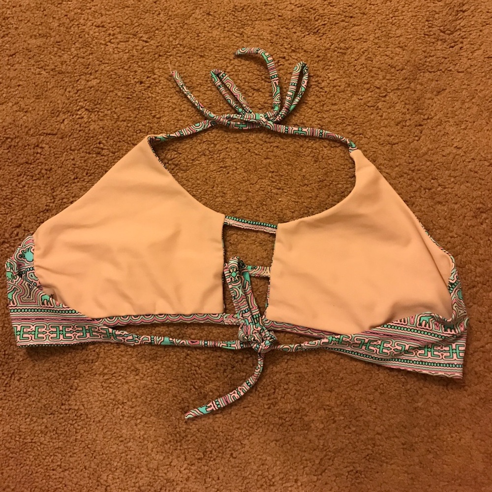 Montce Bikini View 3