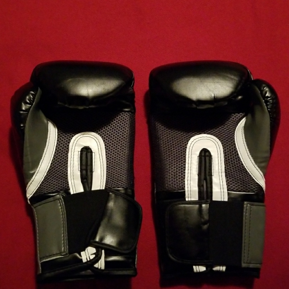 Pro style elite training gloves