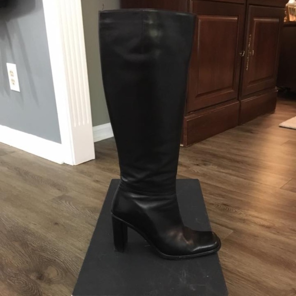 Via Spiga black heeled boots