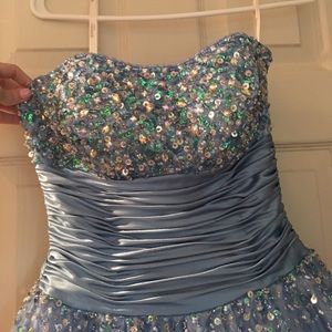 Tony Bowls blue gala dress