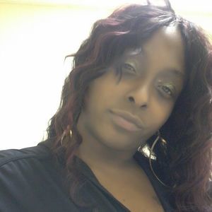 Meet your Posher, Jacqueline