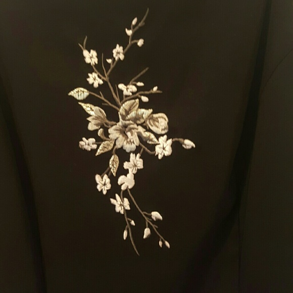 DRESS - Picture 3 of 4