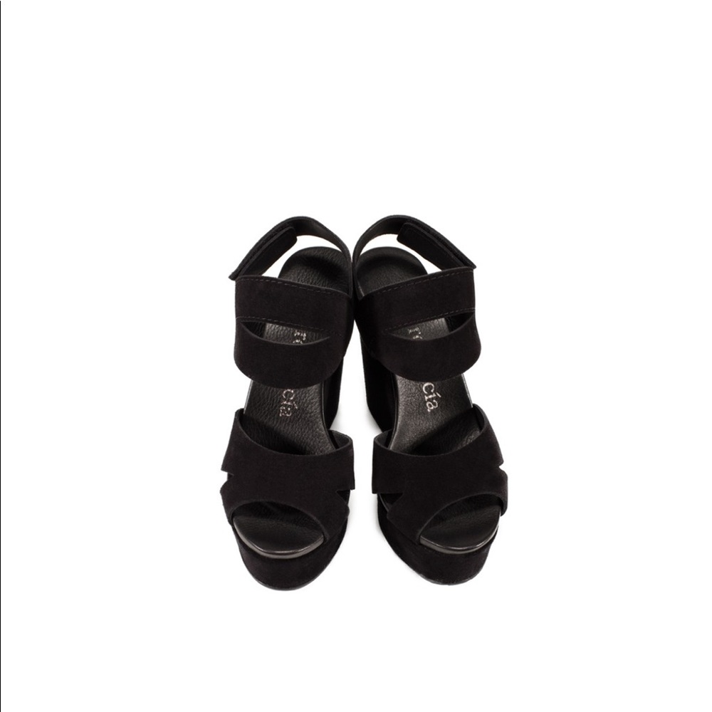Pedro Garcia Suede Teilor Wedge