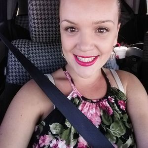 Meet your Posher, Sabrina