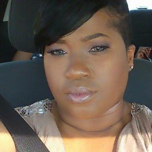 Meet your Posher, Elwanda