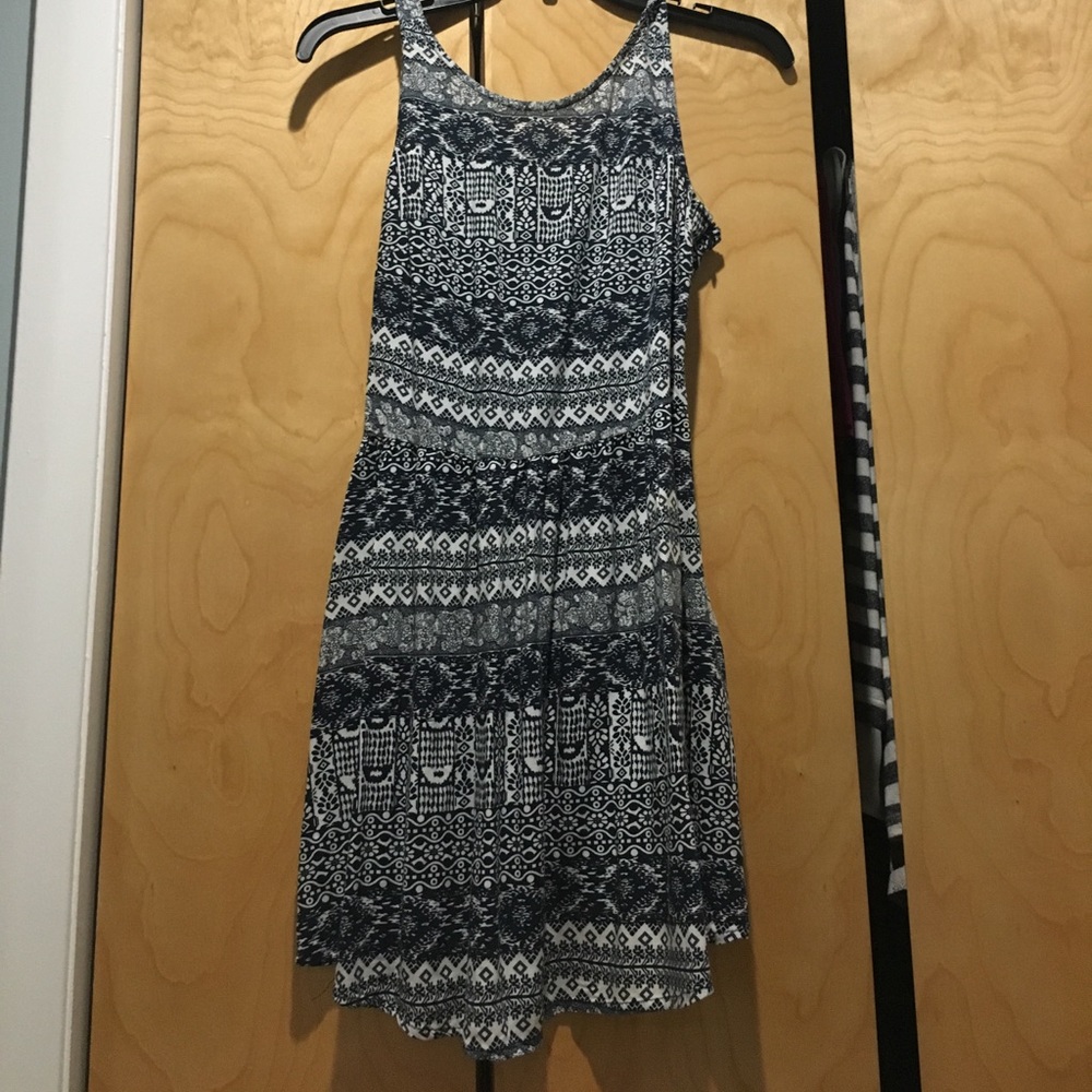 Cute dress!