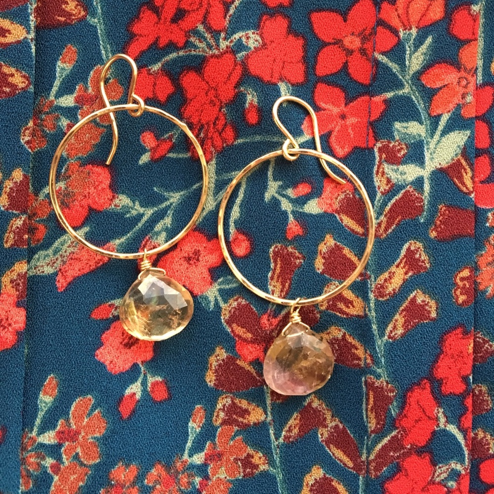 Rutilated quartz "hoop" earrings with fishhook ❤️