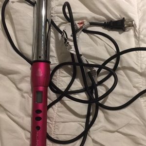Nume magic curling wand 32 mm used once or twice!