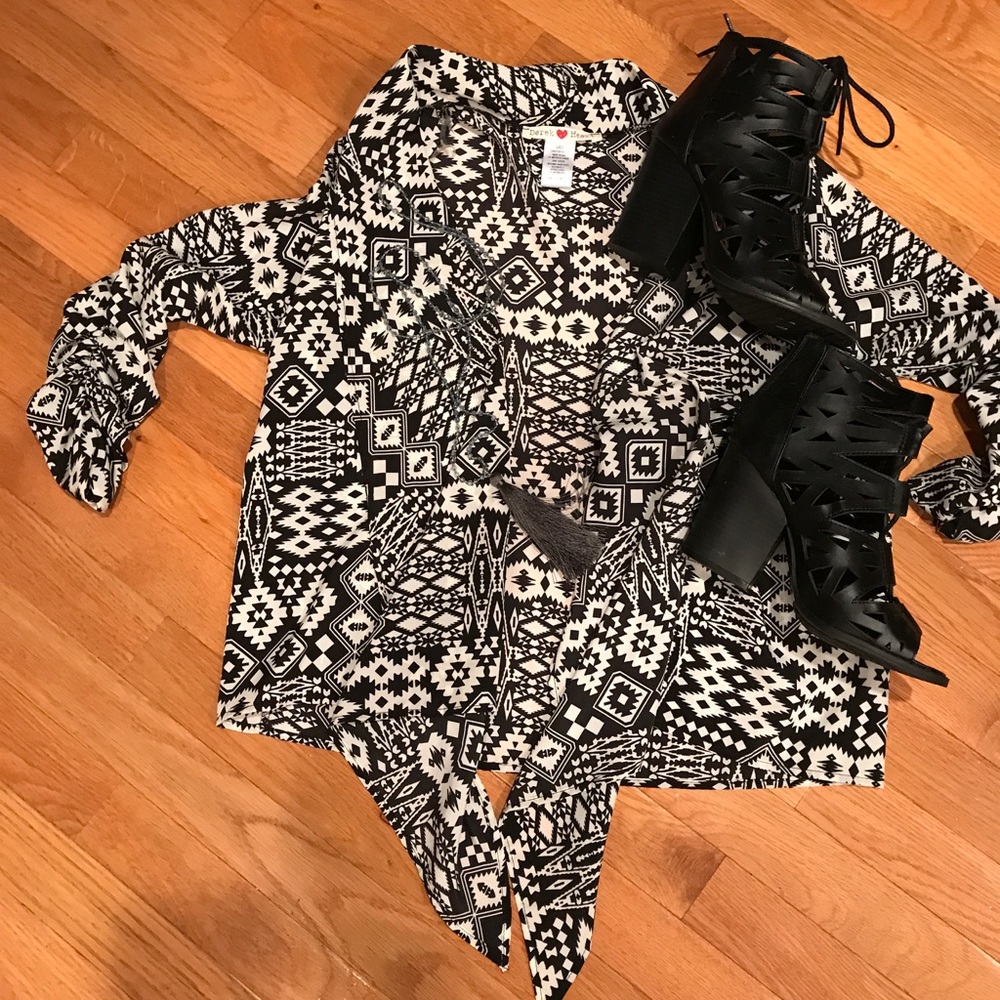 Derek ❤️ Heart blazer kimono jacket