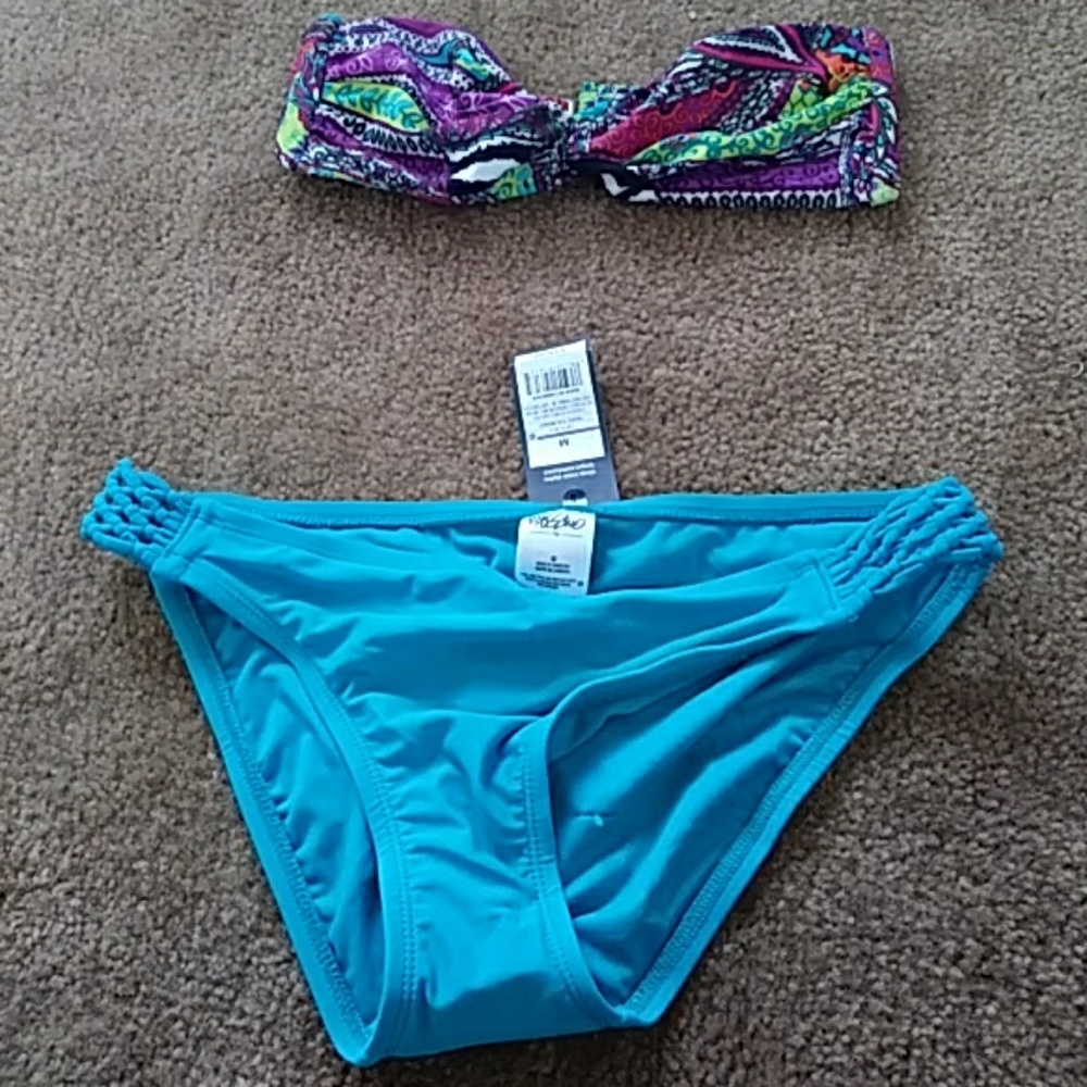 Bathing suit