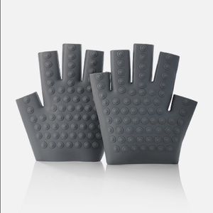 Pure Romance In Good Hands Massage Gloves