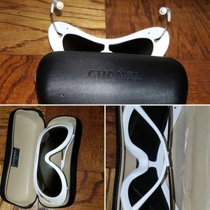 🎈SALE🎉CHANEL White SKI Sunglasses, Original Case