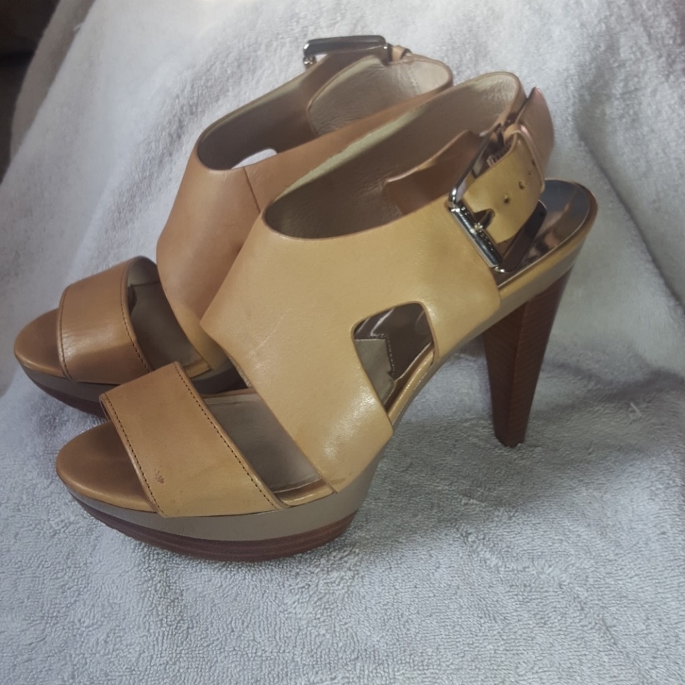 Michael Kors Tan platforms