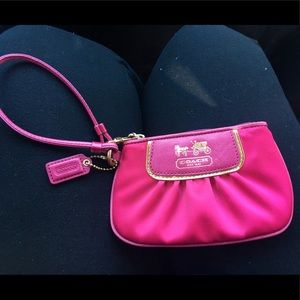 ‼️💖NWOT PINK & GOLD COACH WRISTLET💖‼️