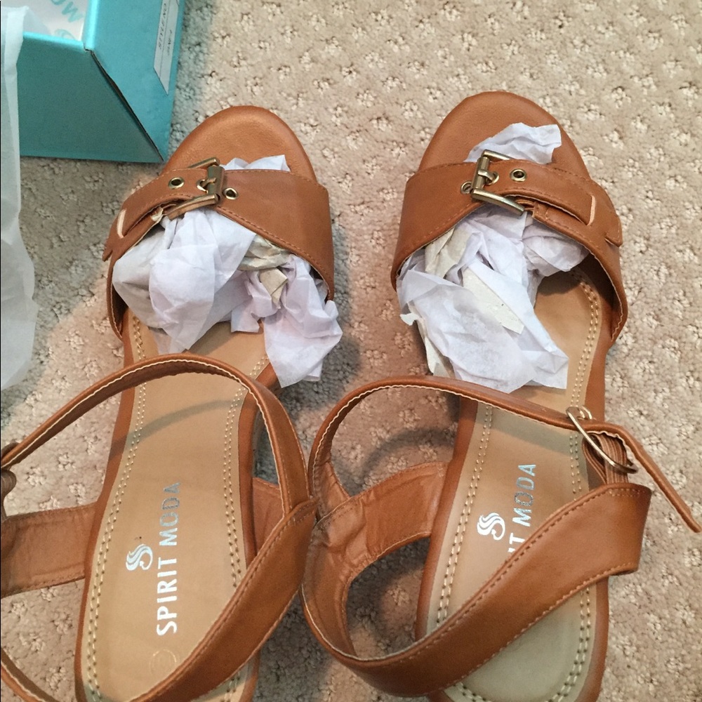 Spirit Moda Jane Wedges