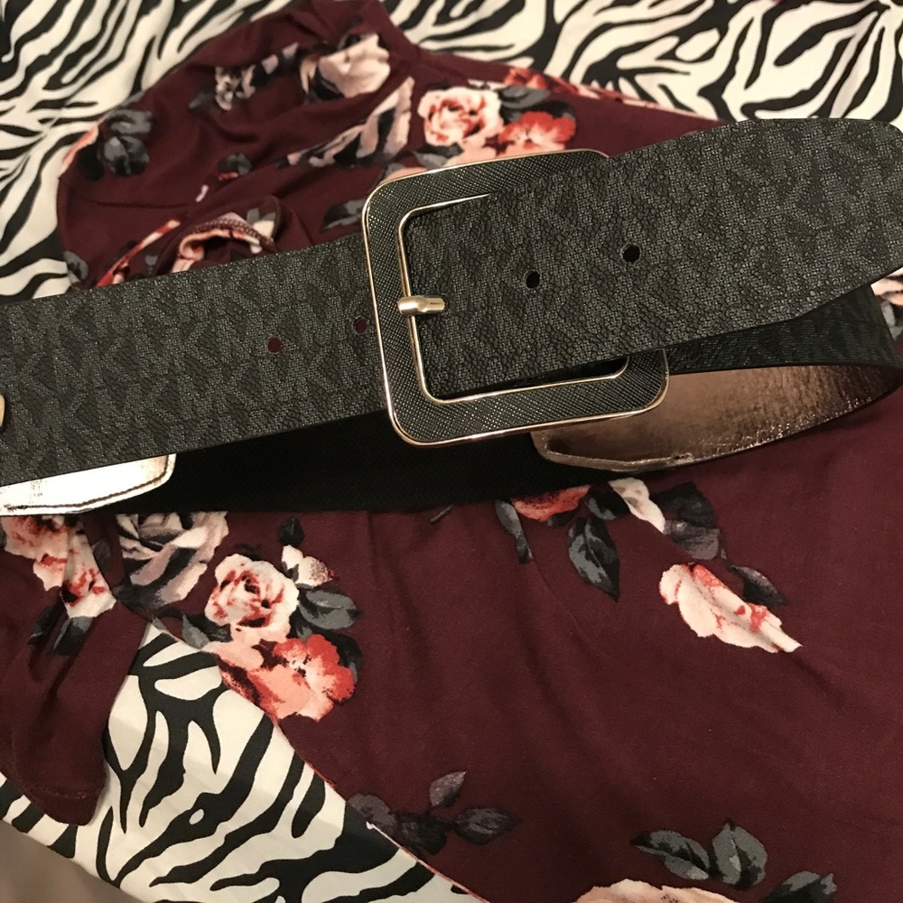 Michael Joes black belt size S/M