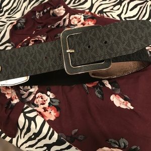 Michael Joes black belt size S/M