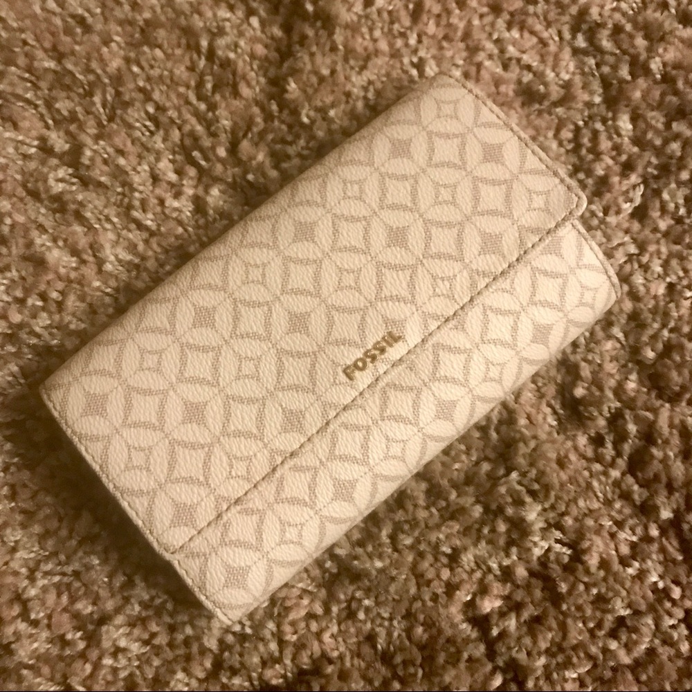 Fossil wallet