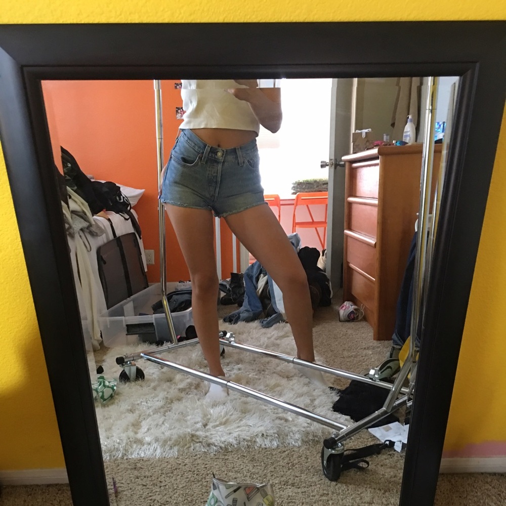 LEVIS SHORTS