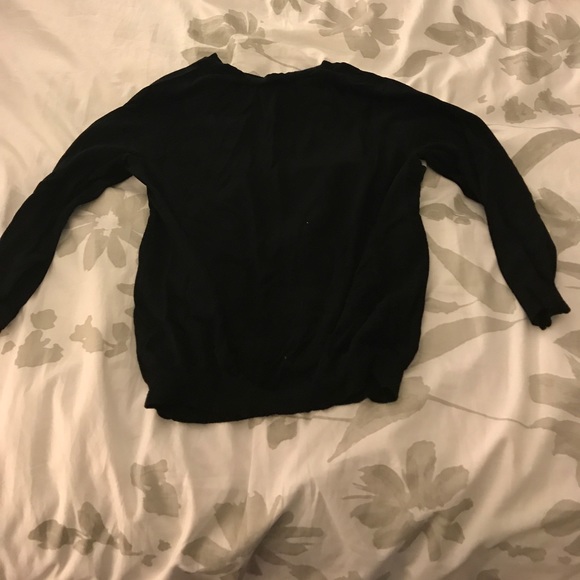 Black and White 3/4 sleeve sweater - Picture 2 of 2