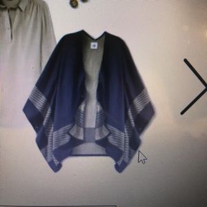 Cabi reversible wrap in navy and tan