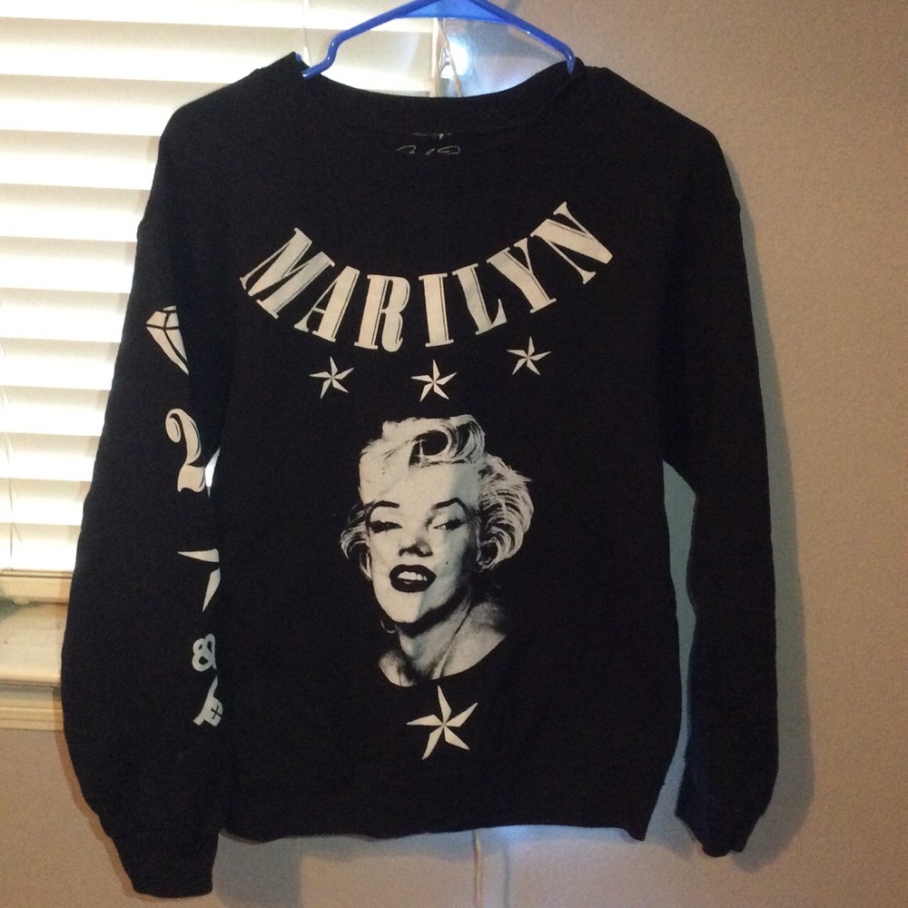 Marilyn Monroe sweatshirt🖤