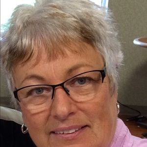 Meet your Posher, Deb