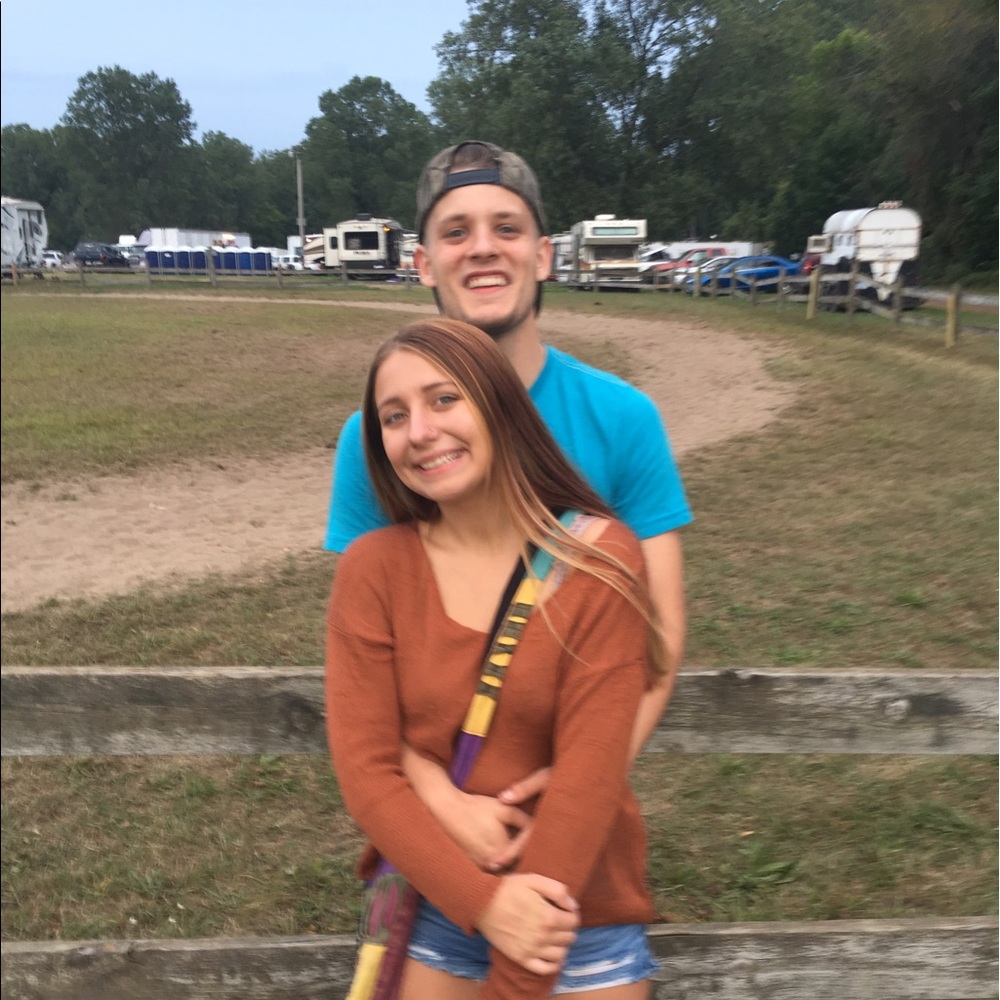 Meet your Posher, Aislinn