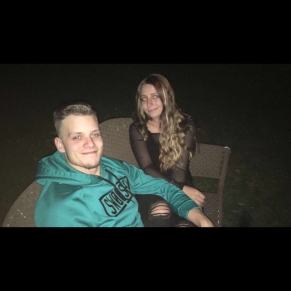 Meet your Posher, Aislinn - Picture 2 of 8