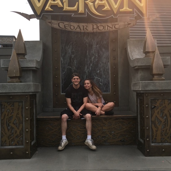 Meet your Posher, Aislinn - Picture 3 of 8