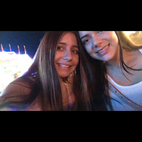 Meet your Posher, Aislinn - Picture 4 of 8