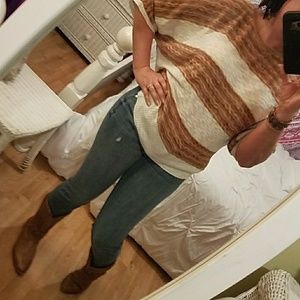 NEW Direction top! Perfect colors for fall😘