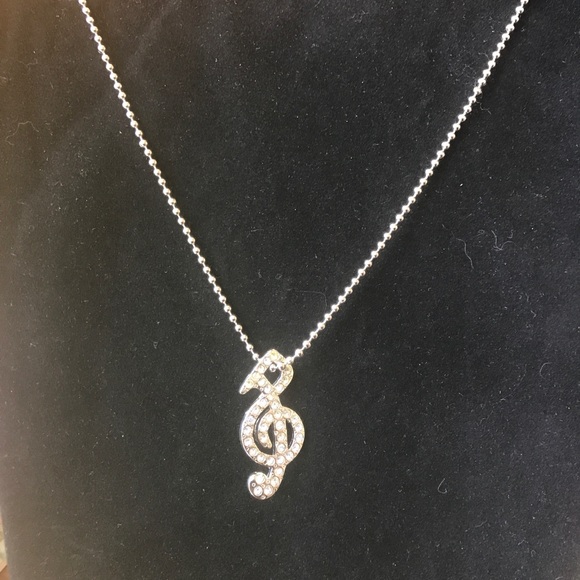 Rhinestone music note necklace - Picture 2 of 3