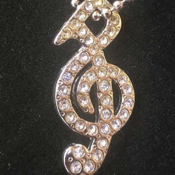 Rhinestone music note necklace - Picture 3 of 3
