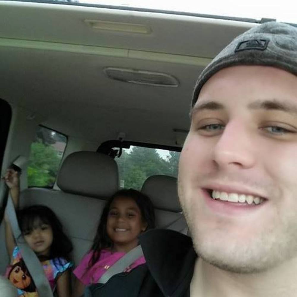 Meet your Posher, Aron