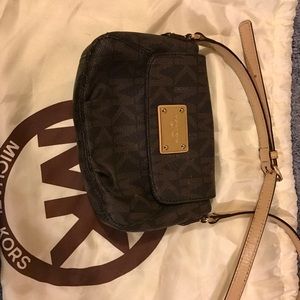 Michael Kors Crossbody Bag