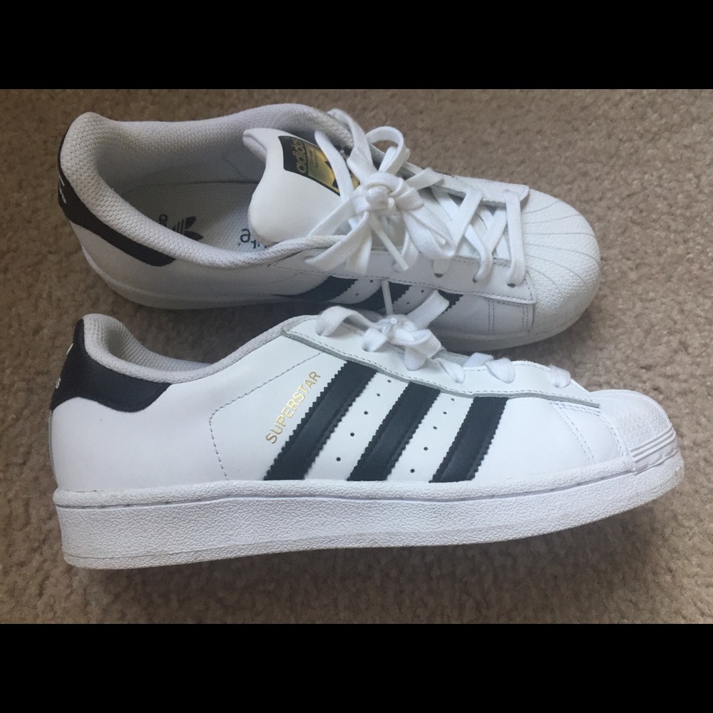 Adidas - Superstars