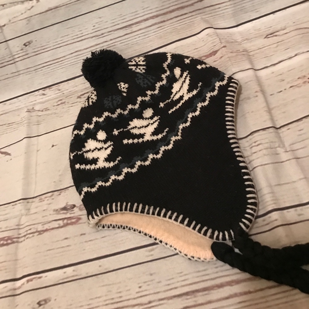 Black & White Knit Winter Cap