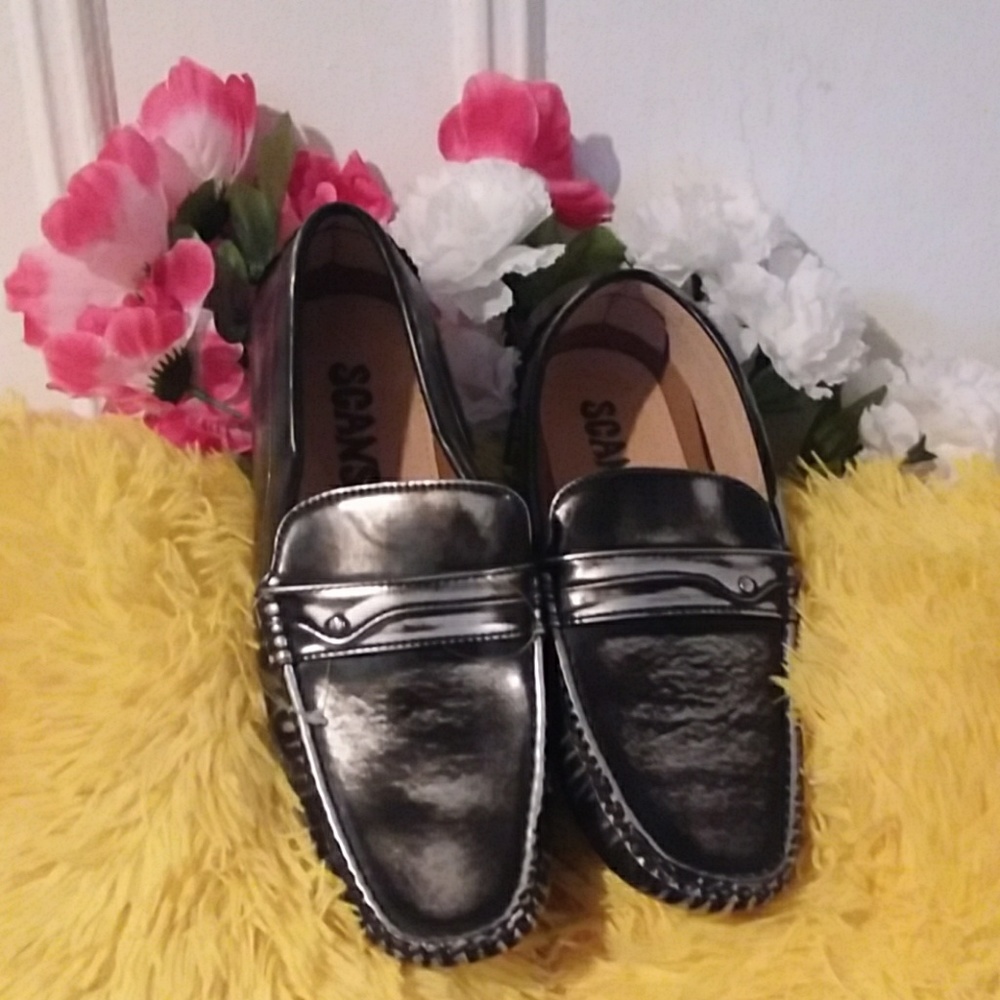 ADORABLE  SCANS LEATHER LINING MEN'S SILVER SHOE NWOT