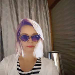 Meet your Posher, Daisy