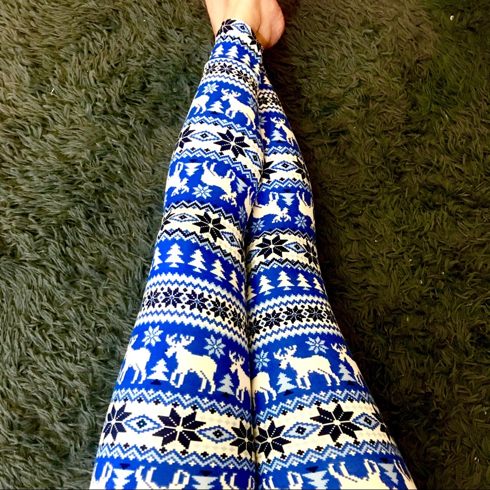 Buttery Soft Christmas Holiday Moose Leggings OS