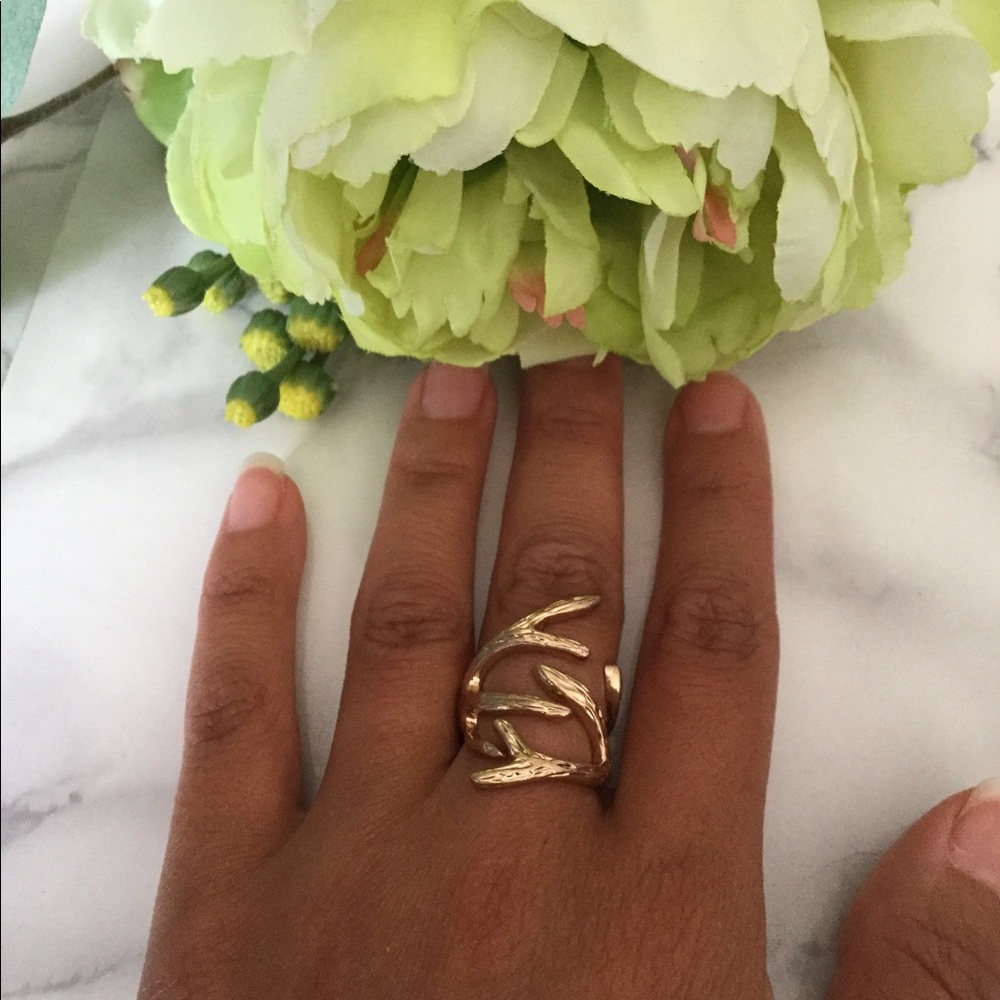 Gold Tree Branch Ring!! 💕
