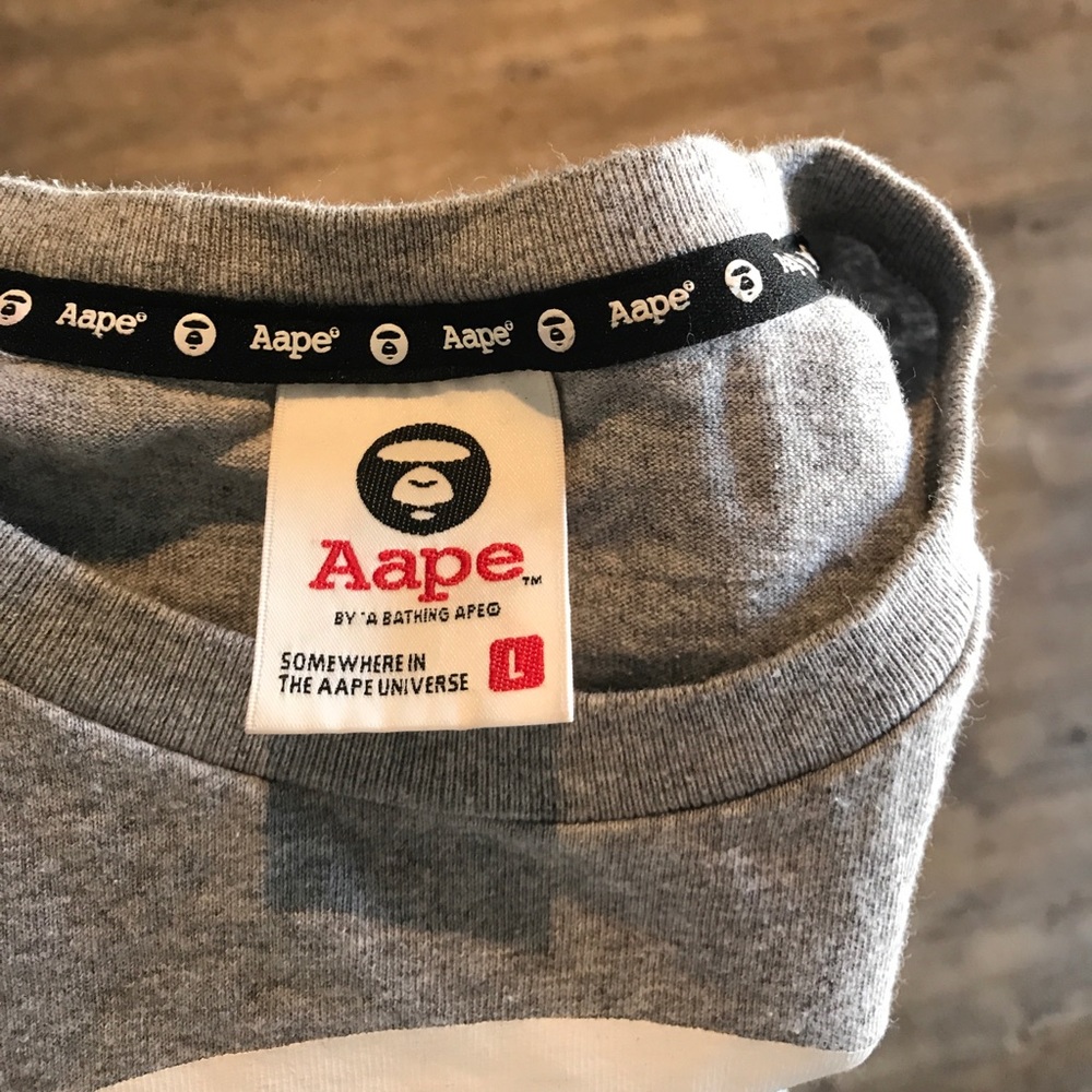 Bathing Ape limited edition T - Picture 4 of 5